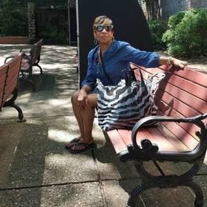 Meet your Posher, Emmie